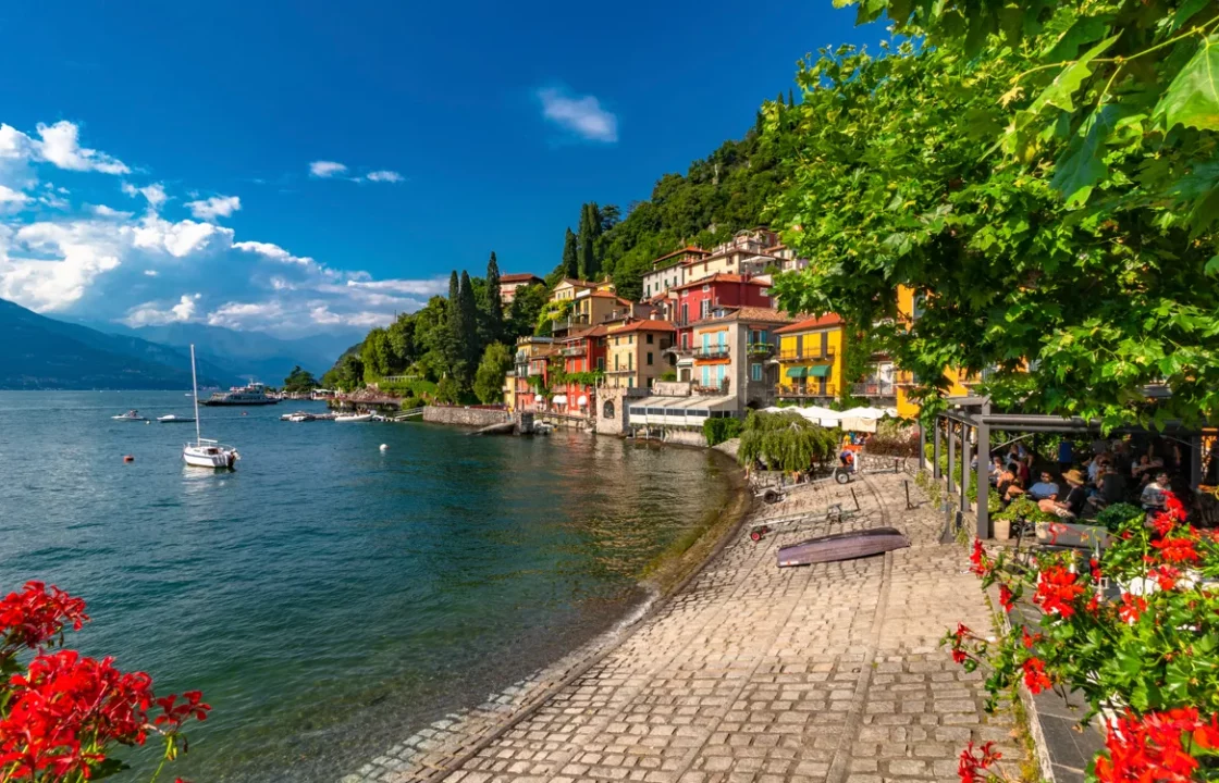 varenna como boat tour lake como villas tourism