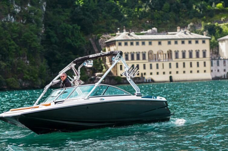 wewakecomo-boat-tour-lake-como-wakesurf-wakeboard-charter-lake-como-revenge